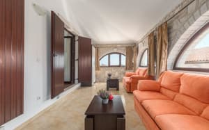 VILLA SUZI