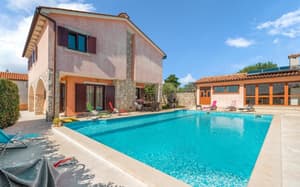 VILLA SUZI