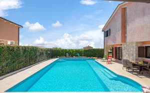 VILLA SUZI