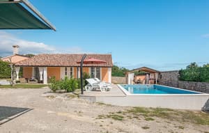 VILLA ROJNIC