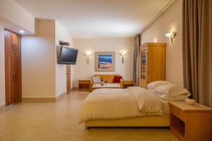 106 Junior suite with jacuzzi without view