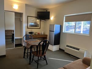 Two - Queen Beds with Couch ( No Pets allow )
