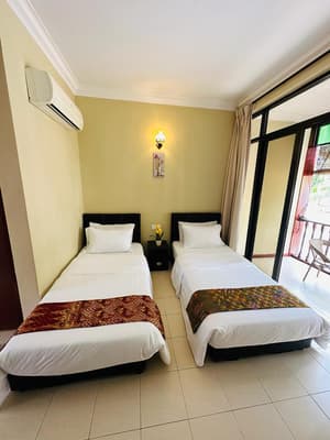 108 KUDU DELUXE TWIN BALCONY