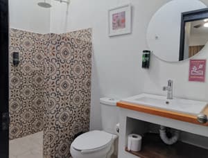 R6 · Hermosa hab con balcón / Doble Ventanal Oaxaca de Juárez