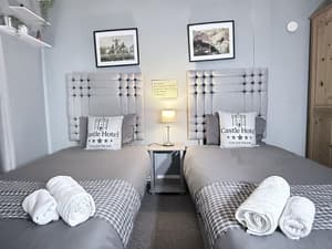 Room 5