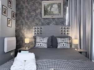 Room 5
