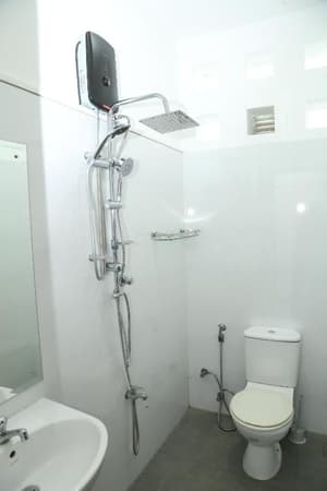 JGDW 102 - Double Room with Garden View