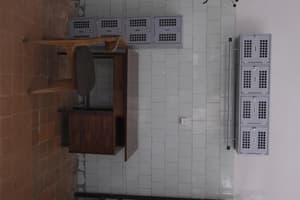 10-Bed Mixed Dormitory Room