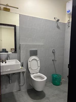 AC Delux Room (4)