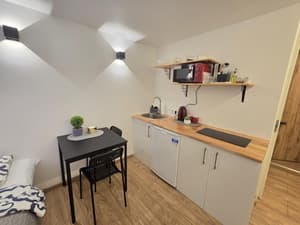 T4 Studio apartment