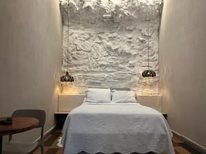 Rent the Entire La Antigua Cápsula Hostel in Getsemaní, Cartagena- Alquila el Hostal La Antigua Cápsula Completo