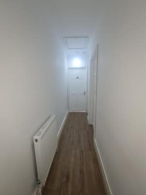 The Oaks - Room 1