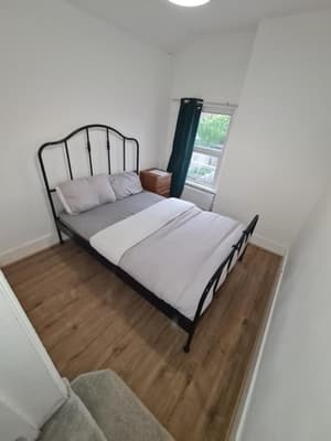 The Oaks - Room 4