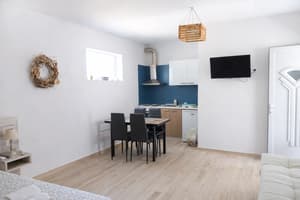 Side Sea View Studio