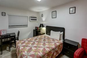 400 - Studio 2 Beds Disability