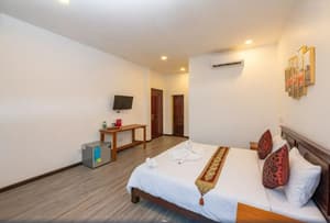 Kaom Hotel