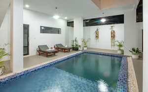 Kaom Hotel