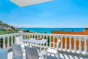 Apartment with 2 seperate rooms and seaview