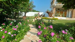 Casa Bugambilia
