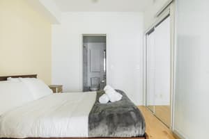 1BDR, 2 bed, 1 bath Across Scotiabank Arena with parking