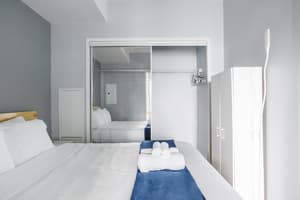 2-BDR, 3-Beds, 1 bath, Across Scotiabank Arena