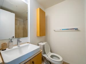 1-bdr 1-bath with CN tower view across Scotiabank Arena