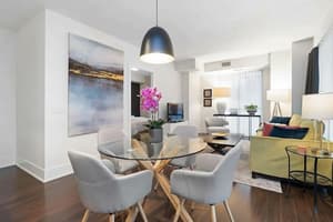 Elegant two-bedroom condo close to the CN Tower