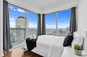 Sunset Views 3BDR Condo with city views
