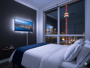 Luxe 3BR Condo CN Tower W/Parking