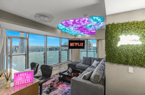 Luxe 3BR Condo CN Tower W/Parking