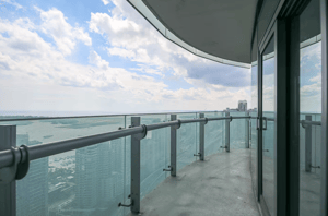 Great 2bdr+sofabed downtown Condo