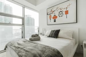 Amazing View Rogers Center 2BR 2Bath