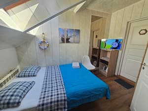M6B Meridian studio with Sauna