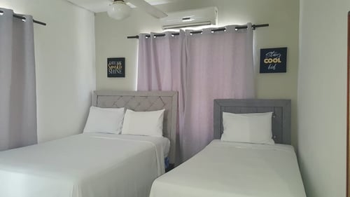 R12- Comfort Triple Room 1QB -1TB -Pool View
