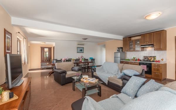 VILLA SUZI