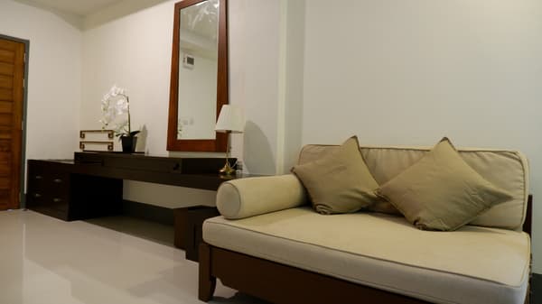 Deluxe Double Bed