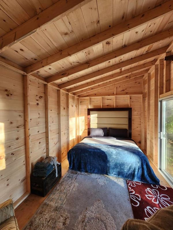 Lakeside Cabin