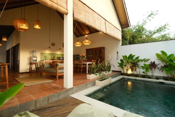 #2 Private 2BR Villa with Pool, Garden & Modern Comforts in Bali Umalas Canggu