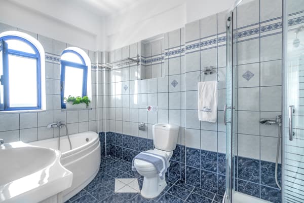 Apartment with 2 seperate rooms and seaview 