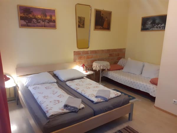 Double bed room with extra bed 