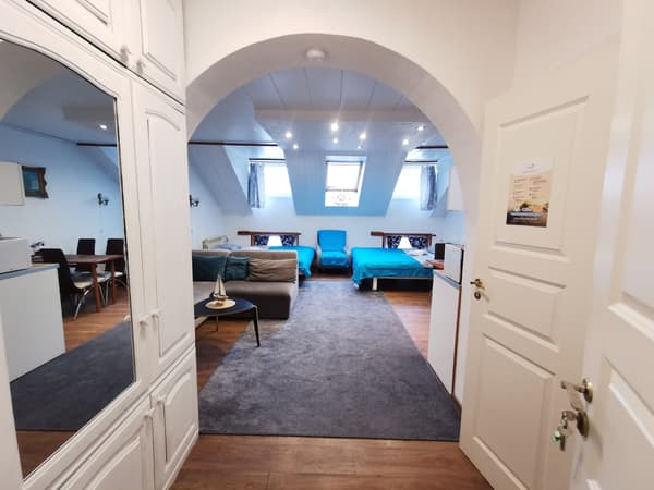 M6A Meridian Apartment with sauna