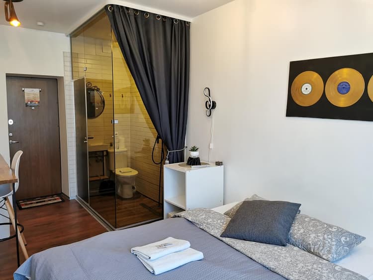 S12 Music studio apartment