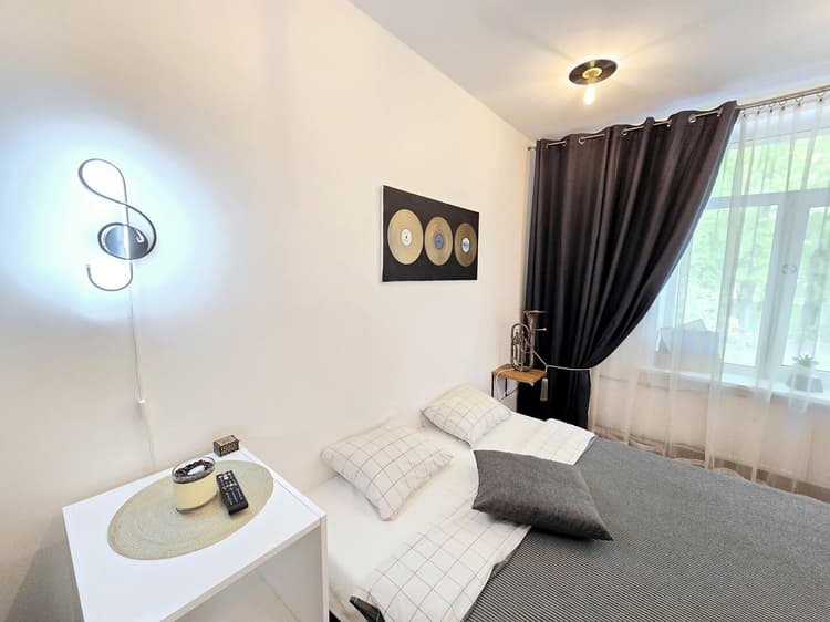 S12 Music studio apartment