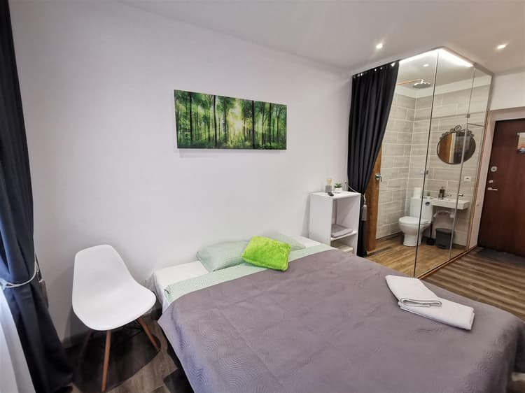 S11 Lime studio apartment