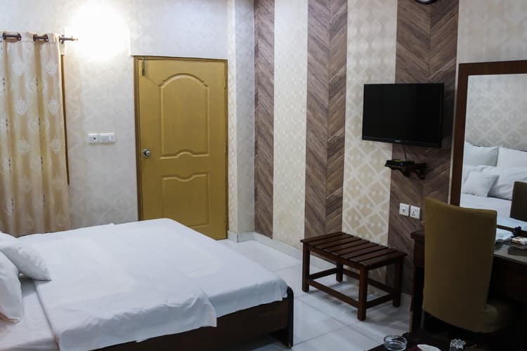 Standard Single Bedroom 111