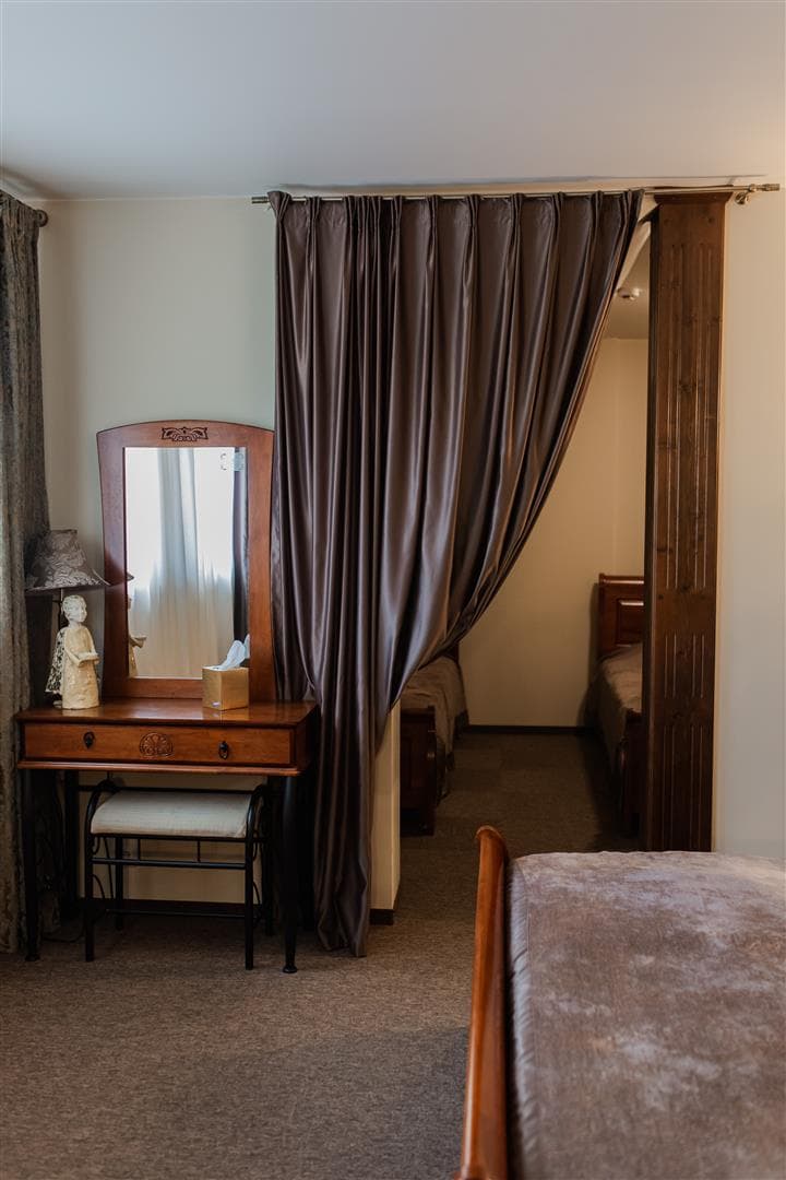 Nr.6 Standartinis šešiavietis kambarys