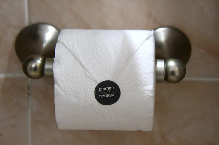 R-10 Comfort Twin Room