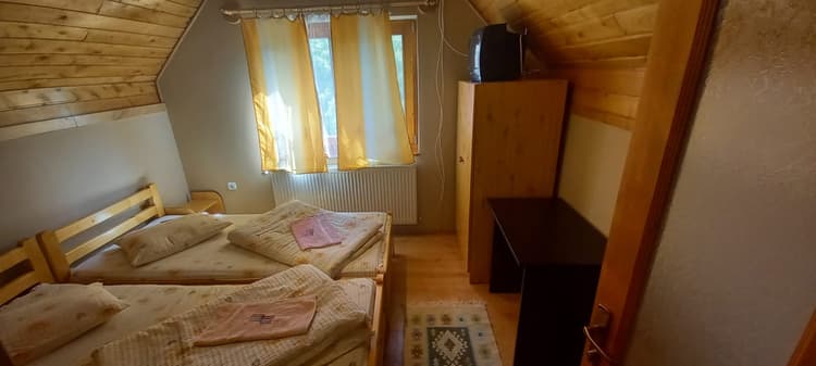 08 Double room