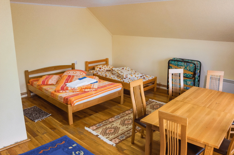 11 Family room with private kitchen