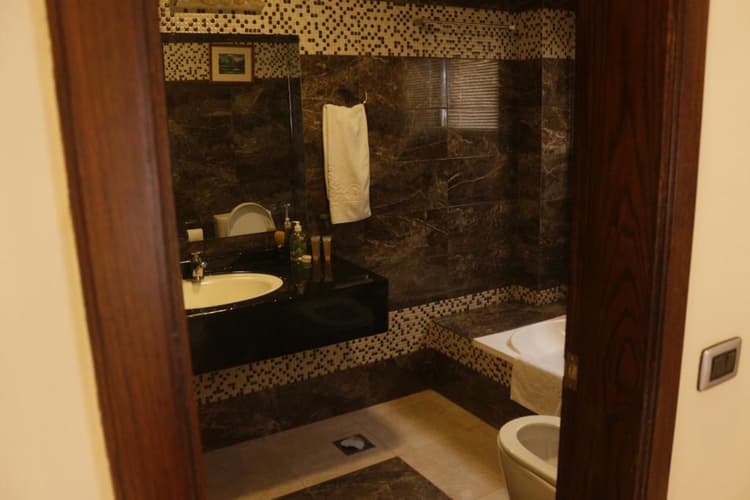 Royal Suite with Pool View